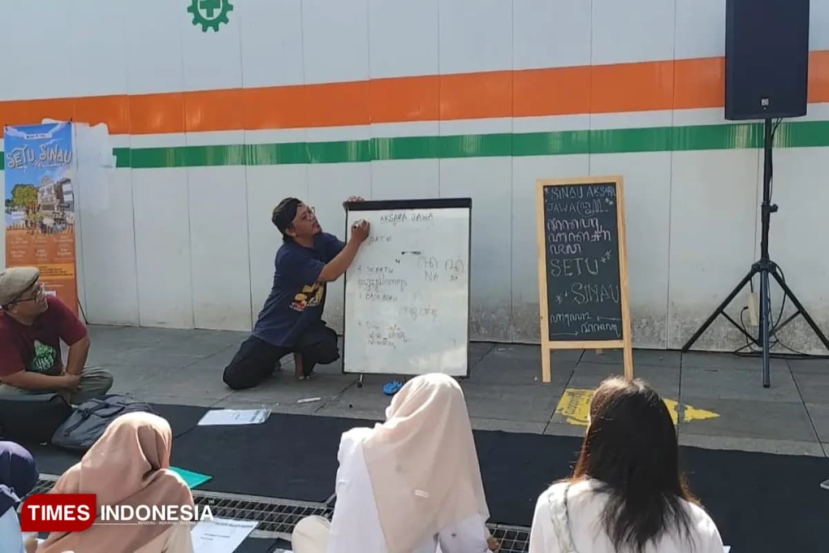 Setu Sinau Hidupkan Malioboro, Kelas Aksara Jawa Jadi Pesona Edukasi Budaya